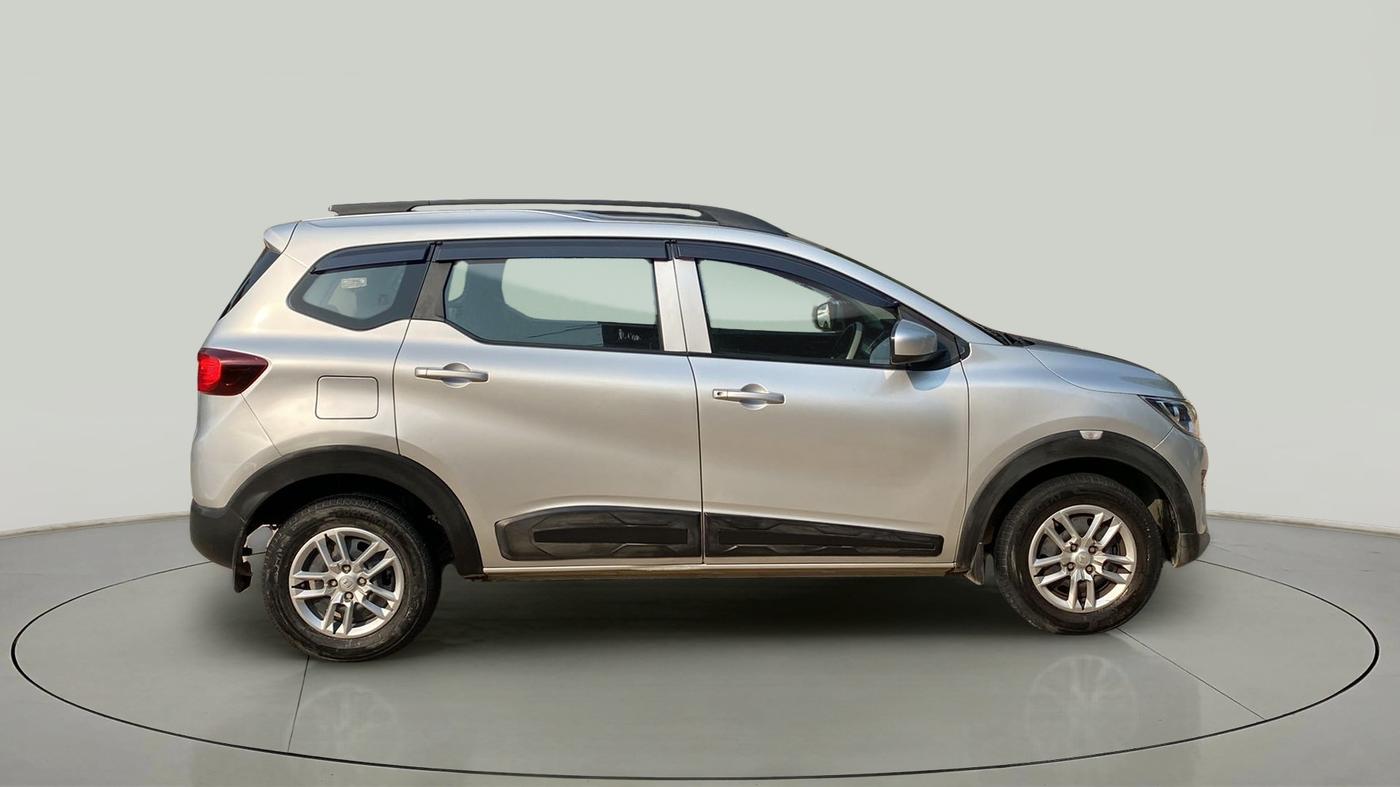 2021 Renault TRIBER RXL MT, Petrol, Manual, 16,328 km, Right Side View