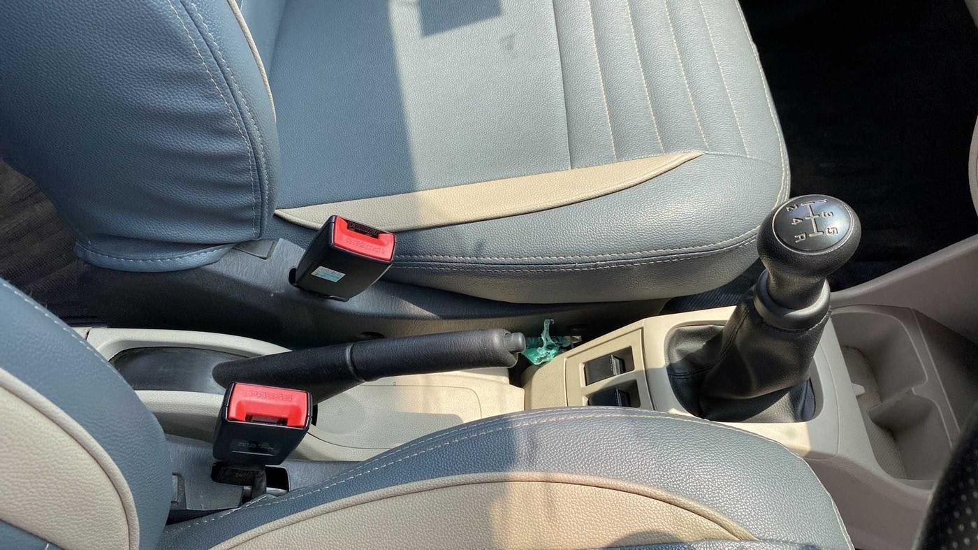 2020 Maruti Alto LXI, Petrol, Manual, 13,604 km, Gear Lever
