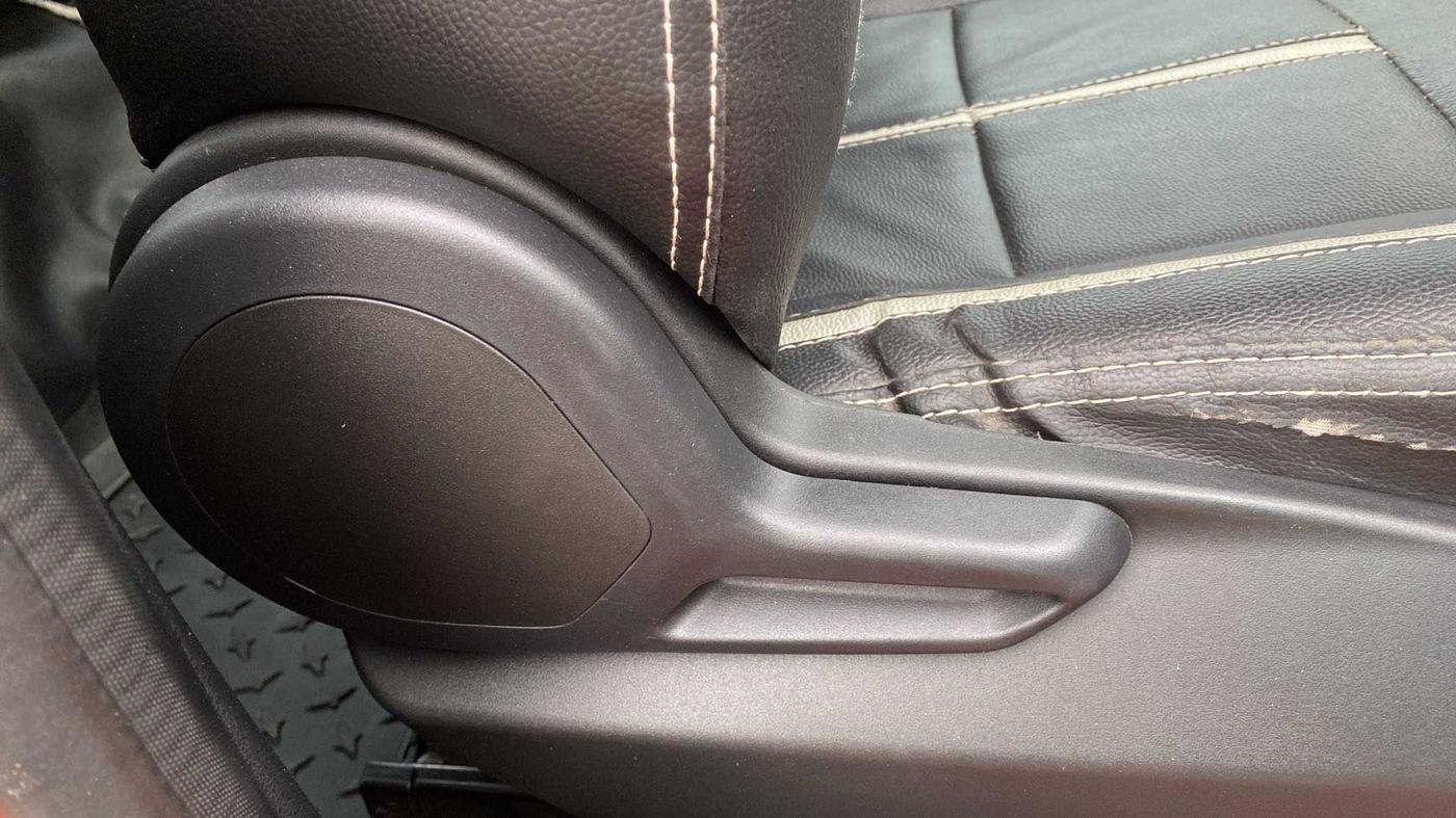 2021 Tata Tiago XE PETROL, Petrol, Manual, 12,045 km, Driver Side Adjustment Panel