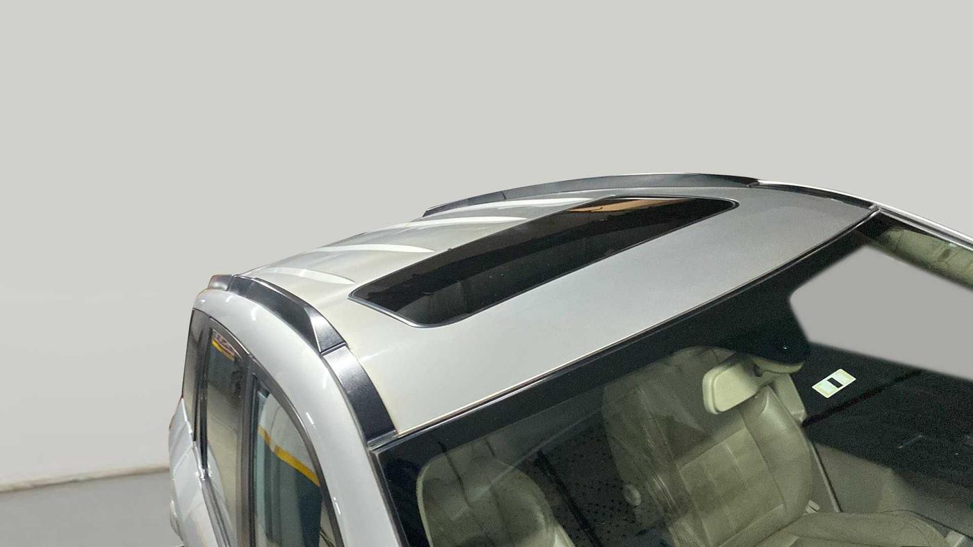2015 Mahindra XUV500 W10, Diesel, Manual, 82,770 km, Roof