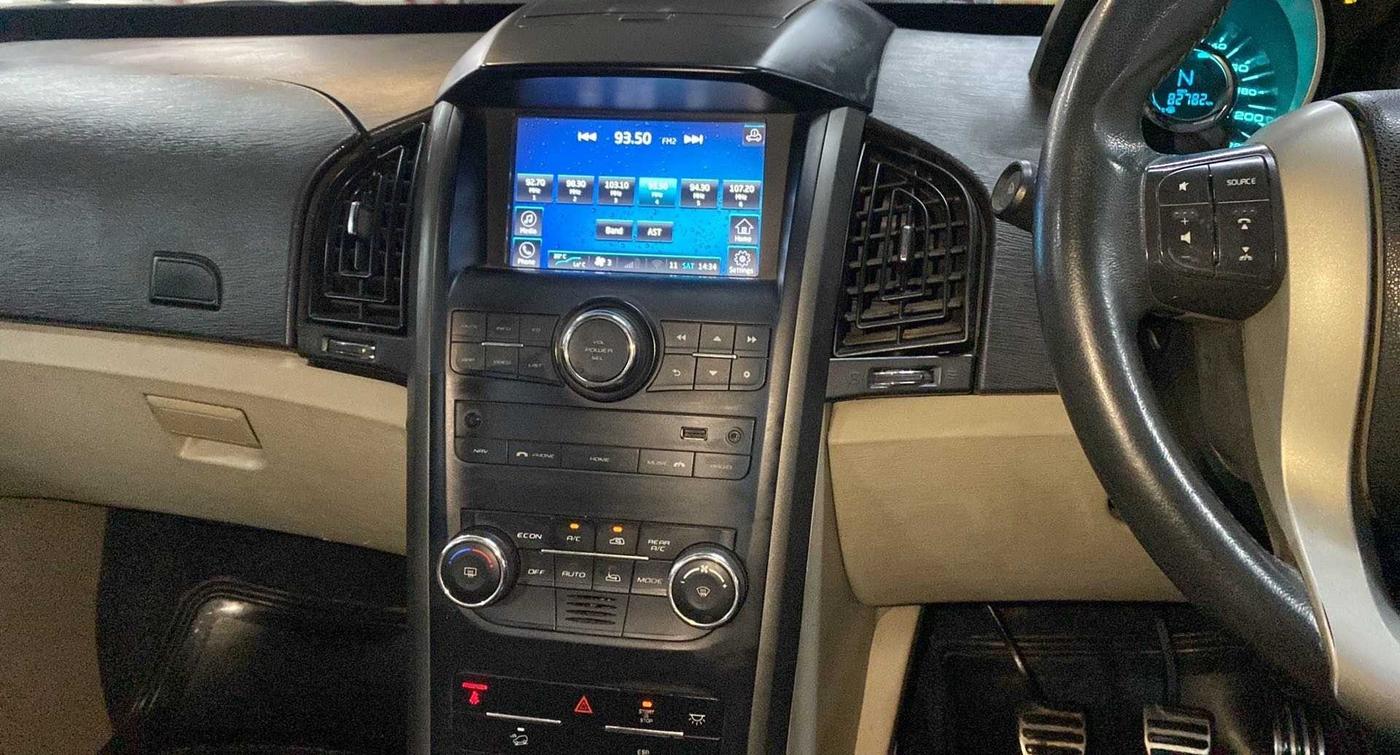 2015 Mahindra XUV500 W10, Diesel, Manual, 82,770 km, Air Conditioner