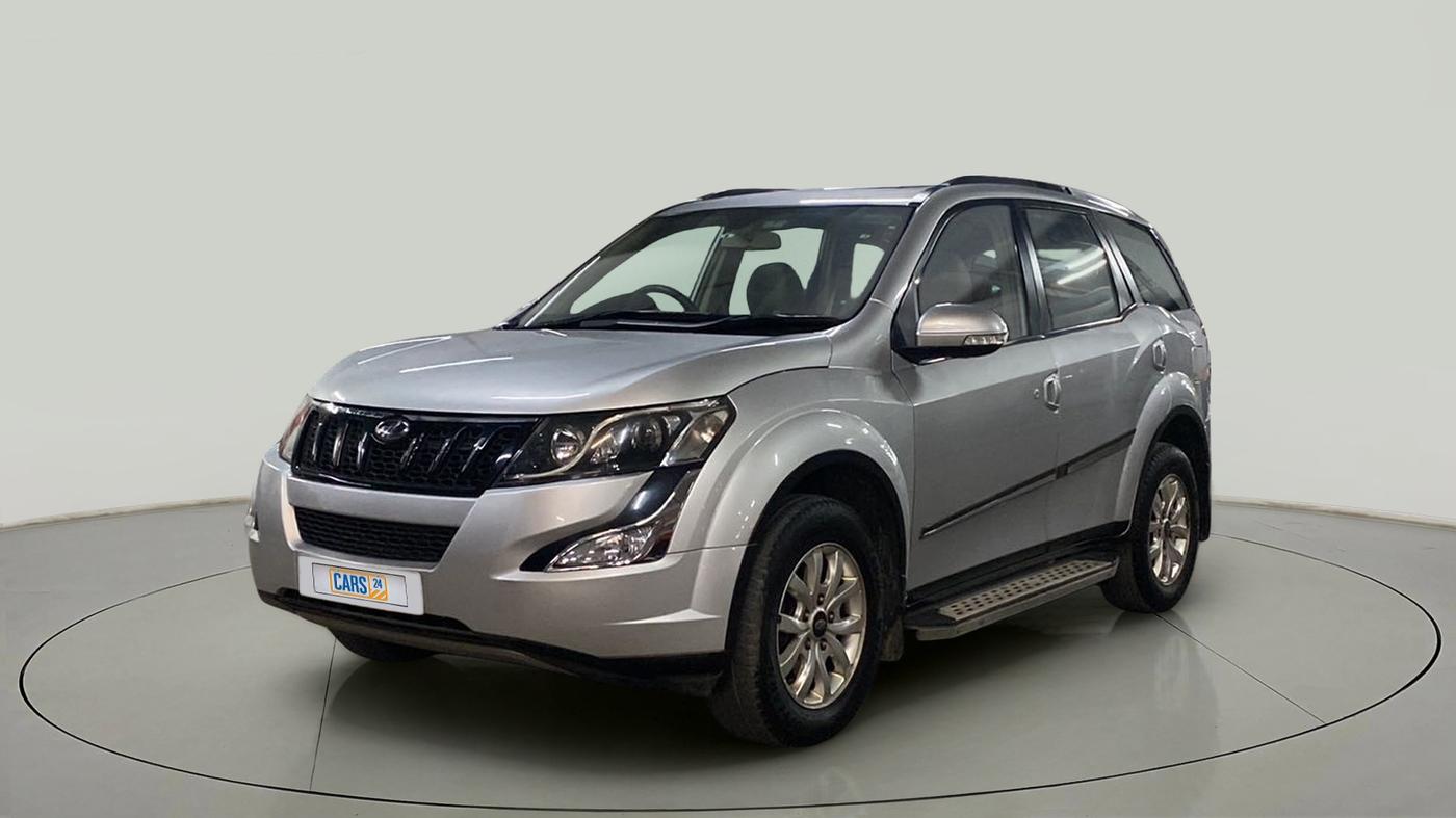 2015 Mahindra XUV500 W10, Diesel, Manual, 82,770 km, Left Front Diagonal