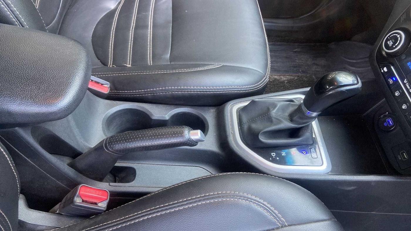 2018 Hyundai Creta SX AT 1.6 PETROL, Petrol, Automatic, 81,984 km, Gear Lever
