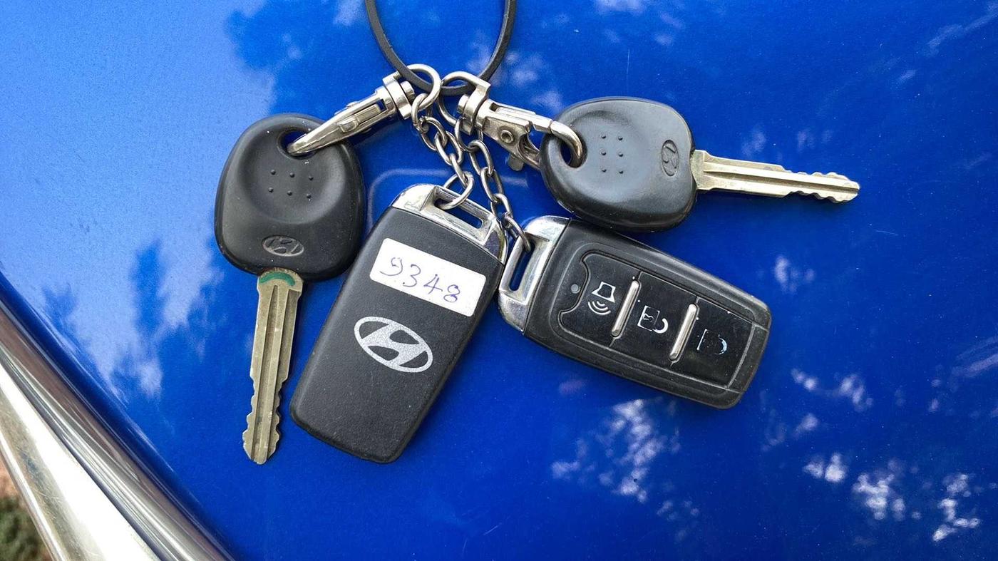 2014 Hyundai Eon ERA +, Petrol, Manual, 34,133 km, Key Close Up