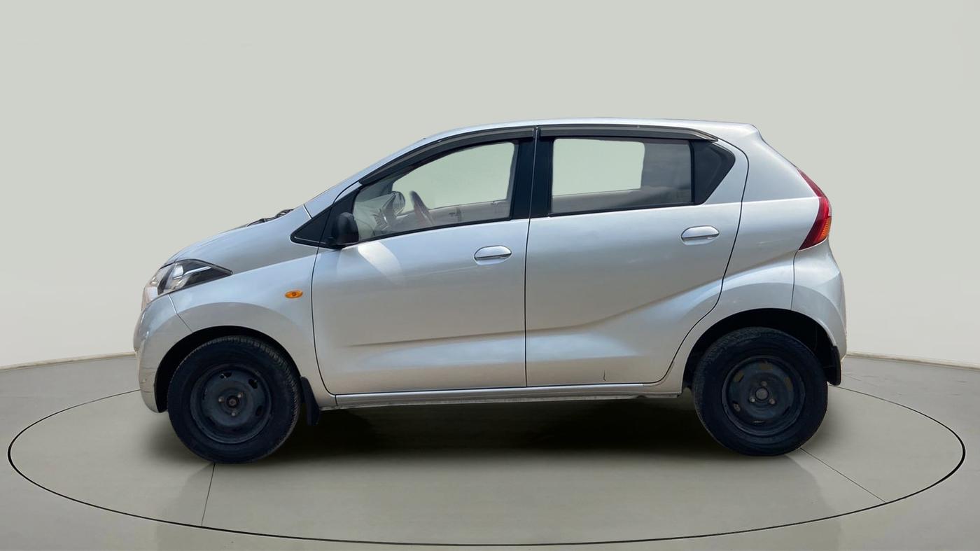 2016 Datsun Redi Go T (O), Petrol, Manual, 43,245 km, Left Side