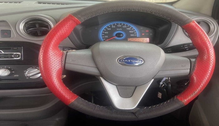 2016 Datsun Redi Go T (O), Petrol, Manual, 43,245 km, Steering Wheel Close Up