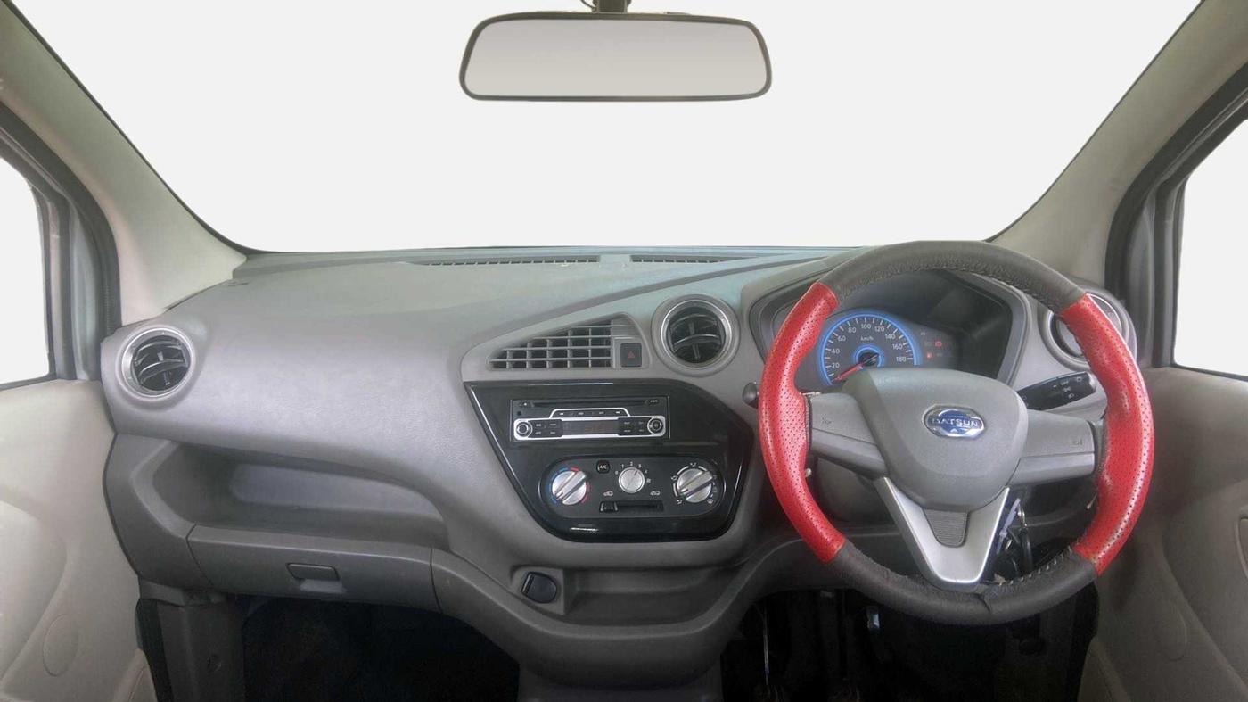 2016 Datsun Redi Go T (O), Petrol, Manual, 43,245 km, Dashboard