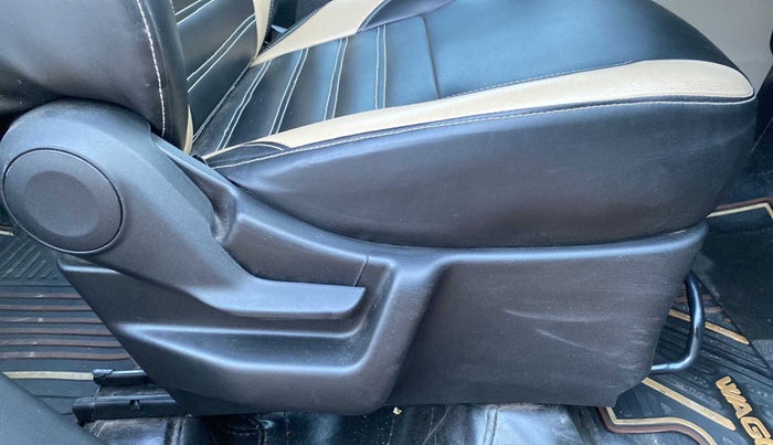 2022 Maruti New Wagon-R ZXI 1.2, Petrol, Manual, 16,176 km, Driver Side Adjustment Panel