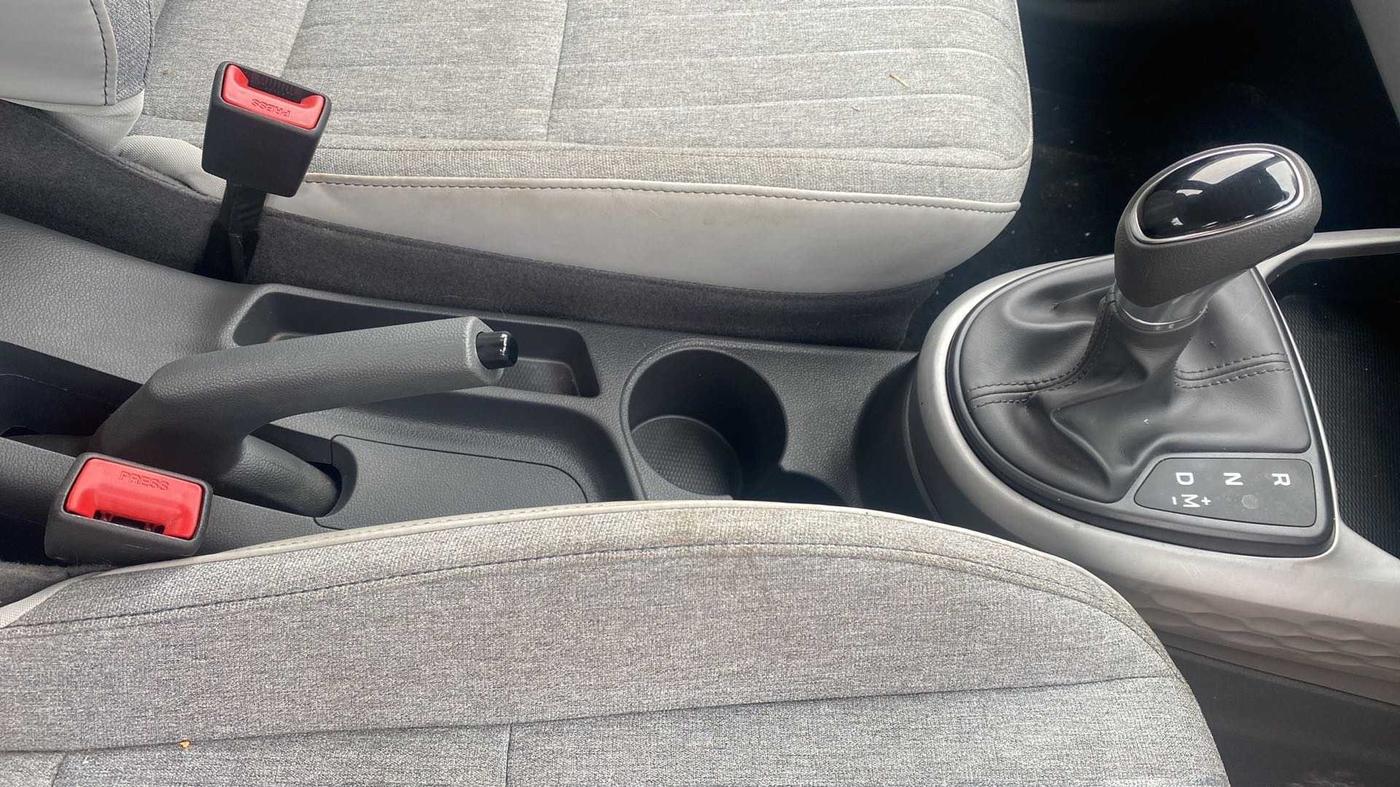 2020 Hyundai GRAND I10 NIOS SPORTZ AMT 1.2 KAPPA VTVT, Petrol, Automatic, 10,218 km, Gear Lever