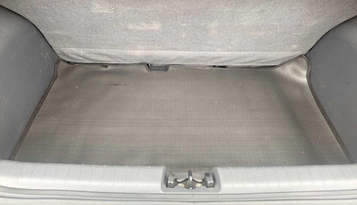 2020 Hyundai GRAND I10 NIOS SPORTZ AMT 1.2 KAPPA VTVT, Petrol, Automatic, 10,218 km, Boot Inside