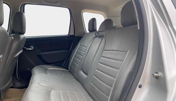 2020 Renault Duster RXZ 1.3 TURBO PETROL MT, Petrol, Manual, 25,857 km, Right Side Rear Door Cabin