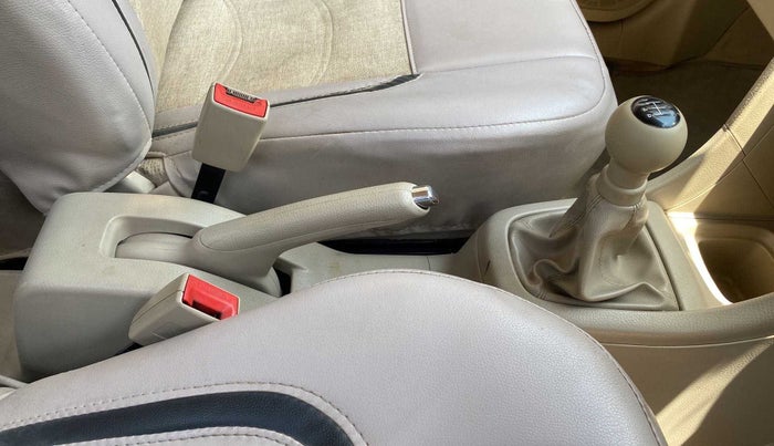 2014 Maruti Swift Dzire VXI, Petrol, Manual, 75,321 km, Gear Lever
