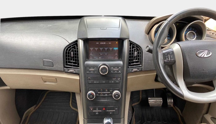 2017 Mahindra XUV500 W10 AWD AT, Diesel, Automatic, 85,756 km, Air Conditioner