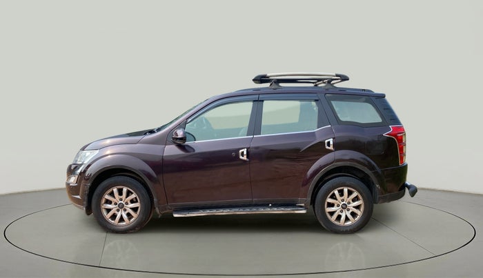 2017 Mahindra XUV500 W10 AWD AT, Diesel, Automatic, 85,756 km, Left Side