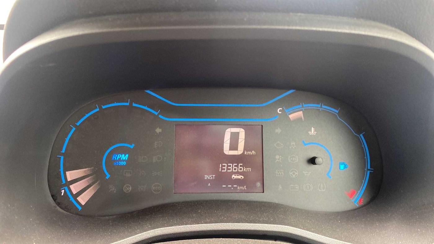 2022 Renault Kwid CLIMBER MT 1.0, Petrol, Manual, 13,364 km, Odometer Image