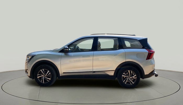 2021 Mahindra XUV700 AX 5 P MT 5 STR, Petrol, Manual, 23,149 km, Left Side