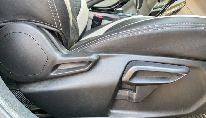 2022 Tata NEXON XZA PLUS SUNROOF PETROL, Petrol, Automatic, 23,682 km, Driver Side Adjustment Panel