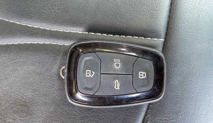 2022 Tata NEXON XZA PLUS SUNROOF PETROL, Petrol, Automatic, 23,682 km, Key Close Up