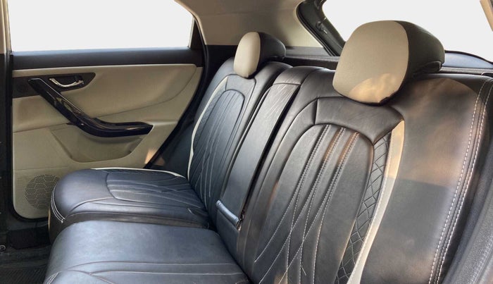 2022 Tata NEXON XZA PLUS SUNROOF PETROL, Petrol, Automatic, 23,682 km, Right Side Rear Door Cabin