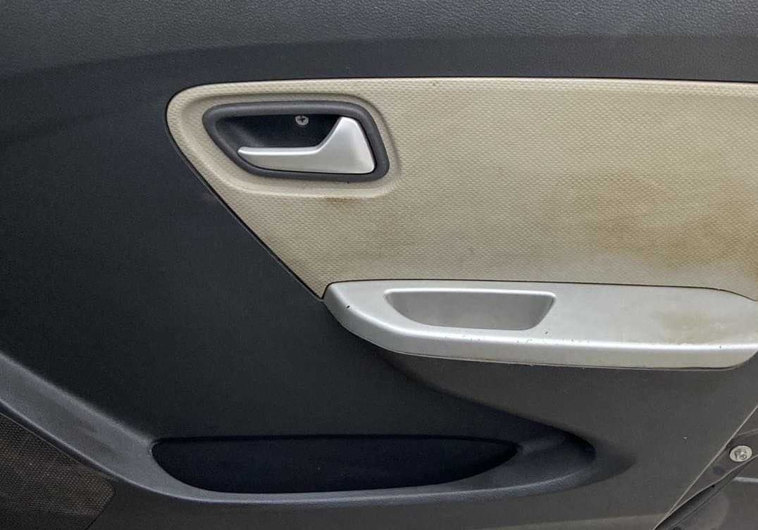 2019 Maruti Alto K10 VXI, Petrol, Manual, 49,670 km, Driver Side Door Panels Control