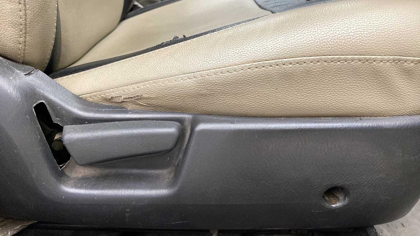 2019 Maruti Alto K10 VXI, Petrol, Manual, 49,670 km, Driver Side Adjustment Panel