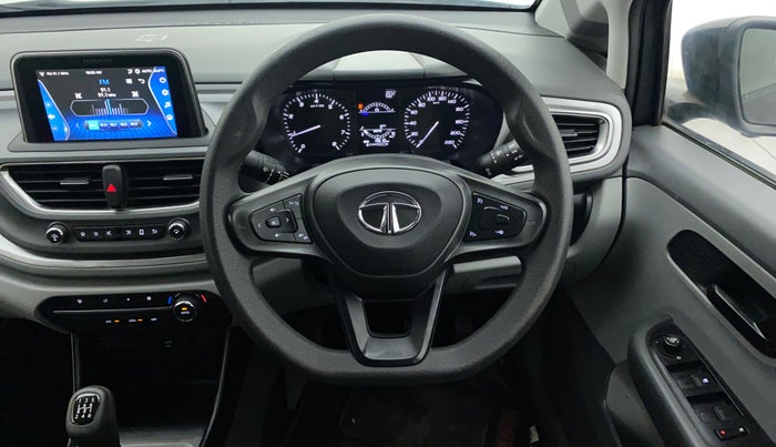 2020 Tata ALTROZ XT PETROL, Petrol, Manual, 19,610 km, Steering Wheel Close Up