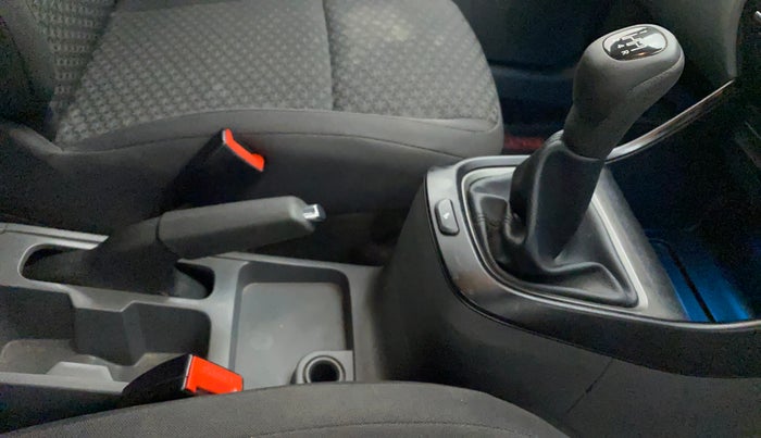 2020 Tata ALTROZ XT PETROL, Petrol, Manual, 19,610 km, Gear Lever