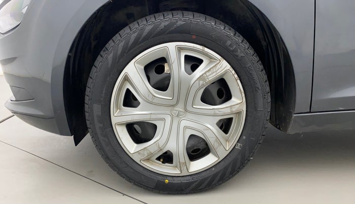 2020 Tata ALTROZ XT PETROL, Petrol, Manual, 19,610 km, Left Front Wheel