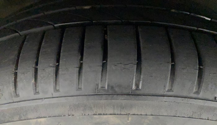 2019 Honda BR-V 1.5L I-VTEC S, Petrol, Manual, 14,869 km, Right Rear Tyre Tread