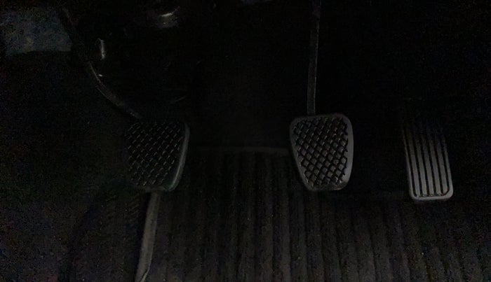 2019 Honda BR-V 1.5L I-VTEC S, Petrol, Manual, 14,869 km, Pedals