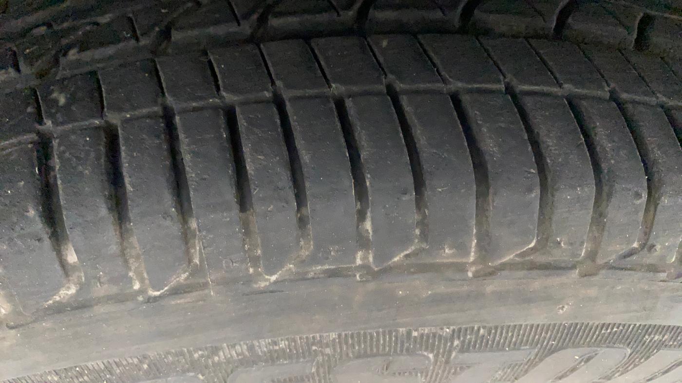 2016 Honda City 1.5L I-VTEC VX CVT, Petrol, Automatic, 46,389 km, Right Front Tyre Tread