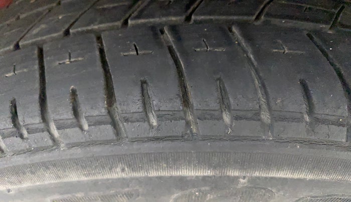 2017 Maruti Wagon R 1.0 VXI+, Petrol, Manual, 78,453 km, Left Rear Tyre Tread