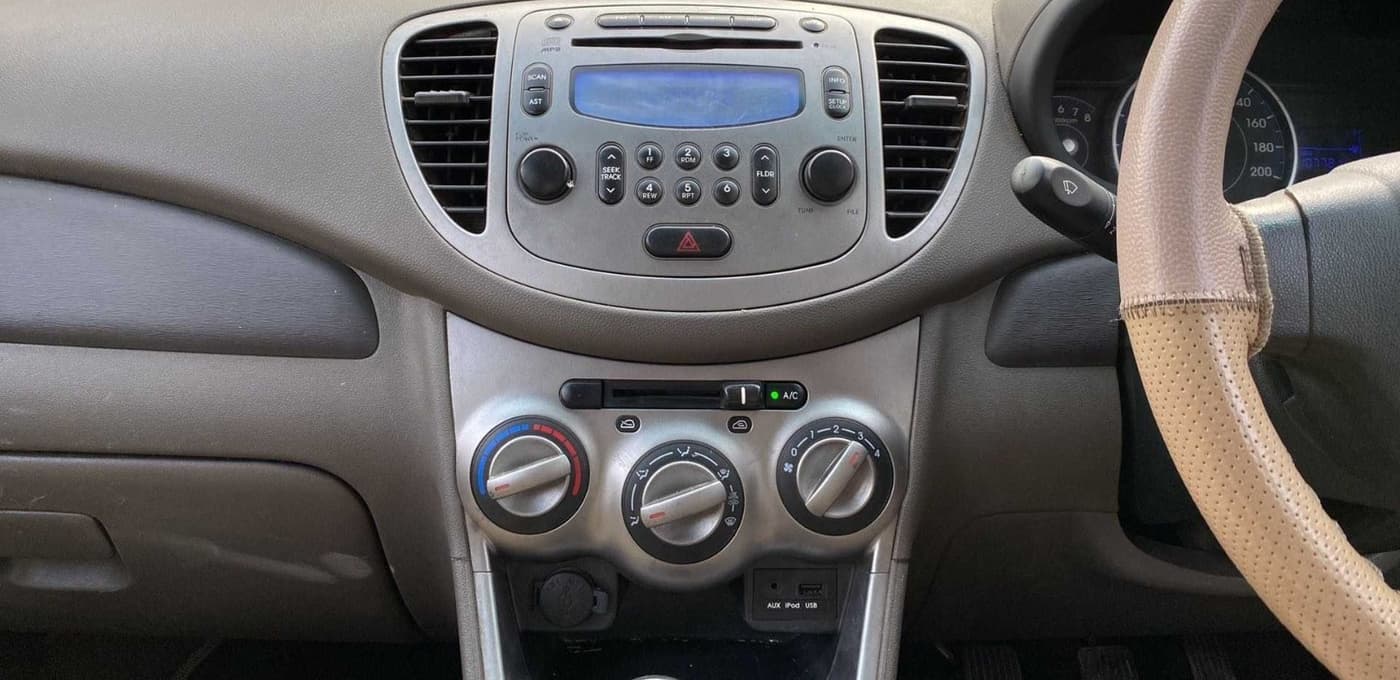 2013 Hyundai i10 SPORTZ 1.1, Petrol, Manual, 1,07,713 km, Air Conditioner