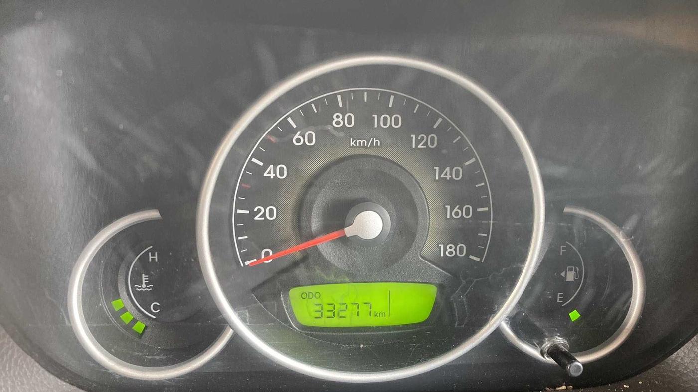 2016 Hyundai Eon SPORTZ, Petrol, Manual, 33,248 km, Odometer Image