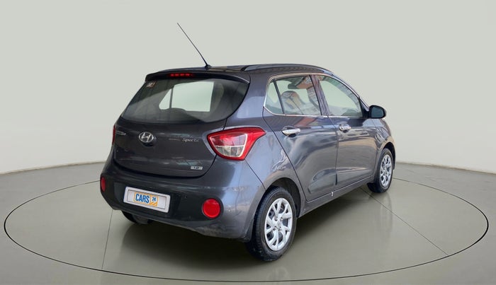 2017 Hyundai Grand i10 SPORTZ 1.2 KAPPA VTVT, Petrol, Manual, 30,447 km, Right Back Diagonal