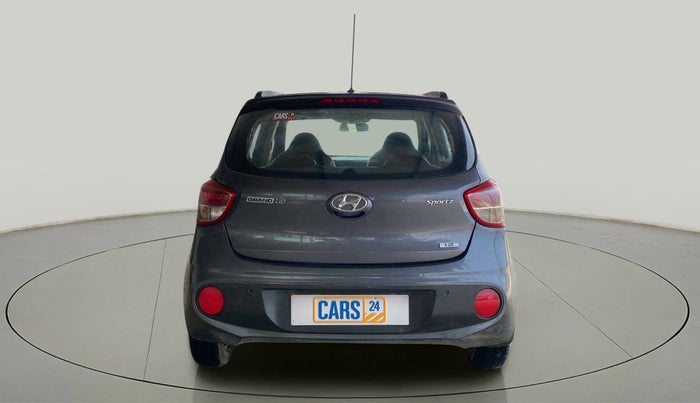 2017 Hyundai Grand i10 SPORTZ 1.2 KAPPA VTVT, Petrol, Manual, 30,447 km, Back/Rear
