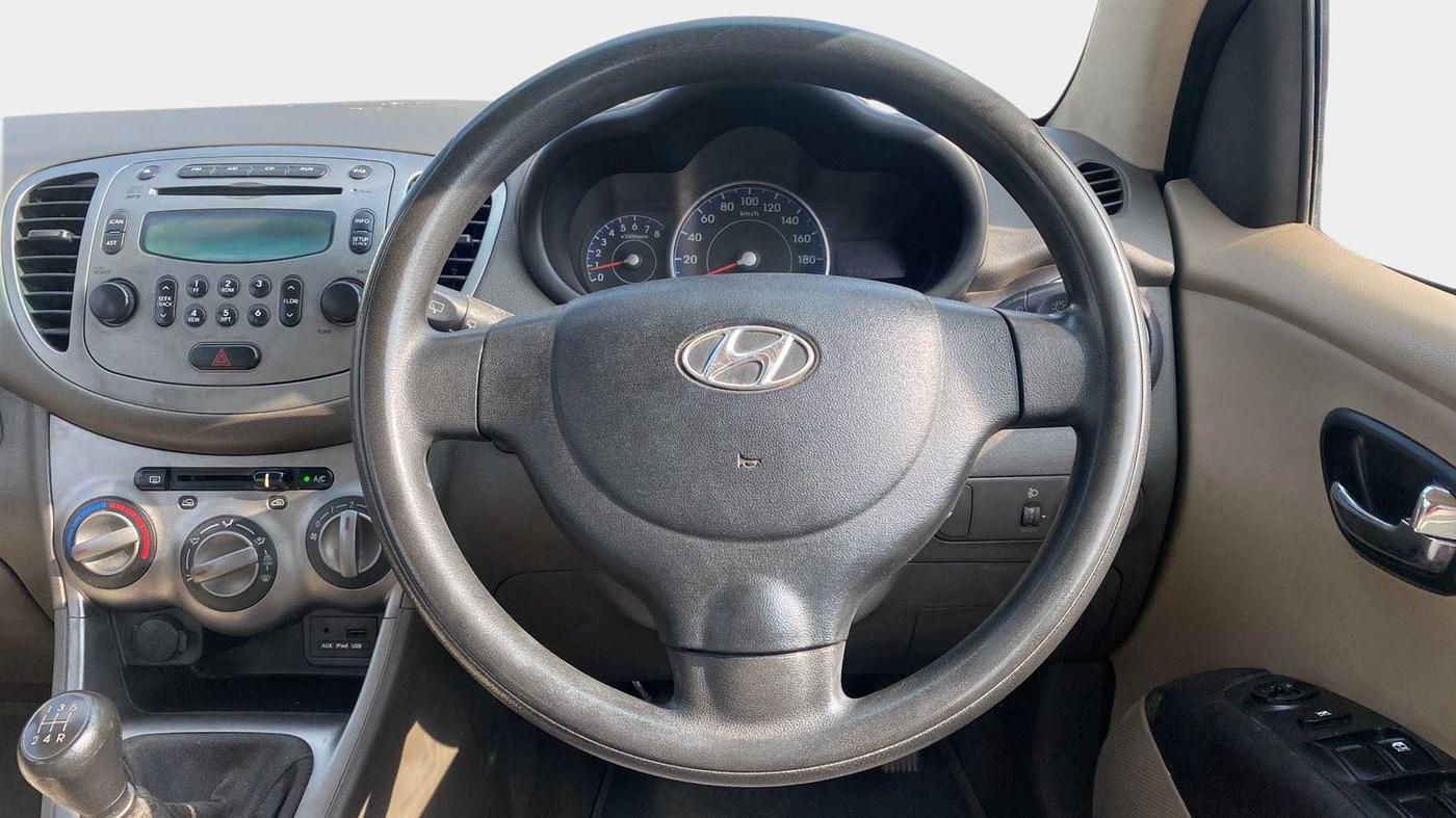 2011 Hyundai i10 SPORTZ 1.2, Petrol, Manual, 91,146 km, Steering Wheel Close Up