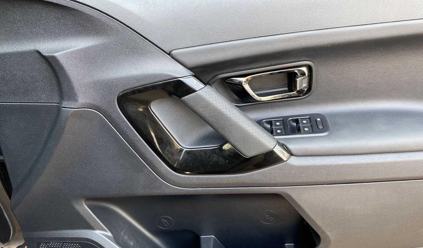 2022 Tata Harrier XZ PLUS 2.0L DARK EDITION, Diesel, Manual, 23,730 km, Driver Side Door Panels Control
