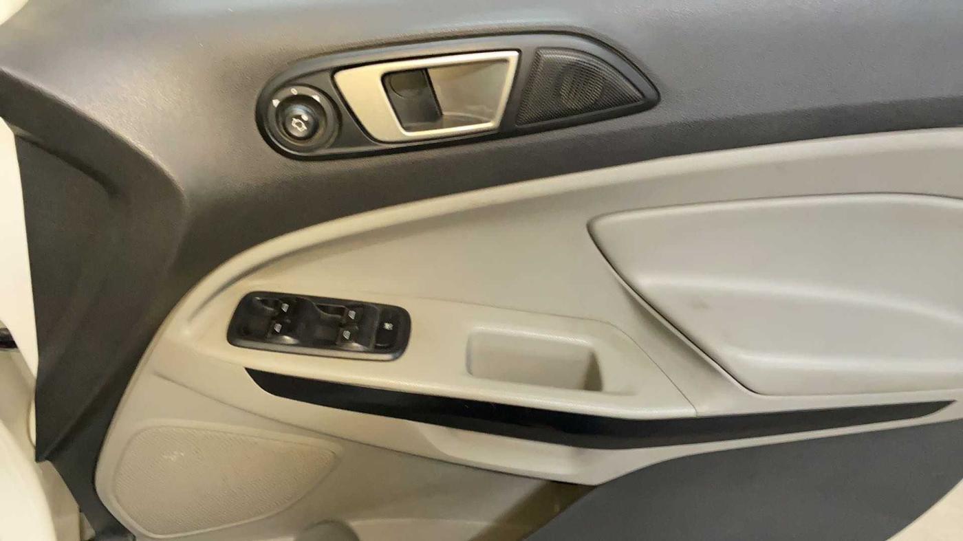 2017 Ford Ecosport TREND 1.5L DIESEL, Diesel, Manual, 1,09,433 km, Driver Side Door Panels Control