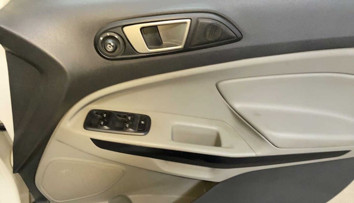 2017 Ford Ecosport TREND 1.5L DIESEL, Diesel, Manual, 1,09,433 km, Driver Side Door Panels Control