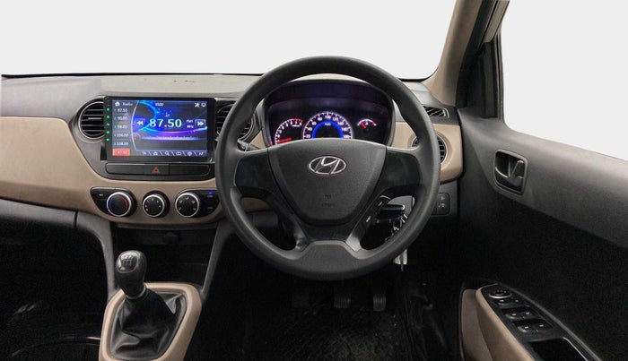 2018 Hyundai Grand i10 MAGNA 1.2 KAPPA VTVT, Petrol, Manual, 32,410 km, Steering Wheel Close Up