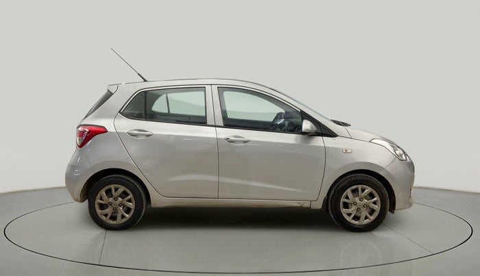 2018 Hyundai Grand i10 MAGNA 1.2 KAPPA VTVT, Petrol, Manual, 32,410 km, Right Side View