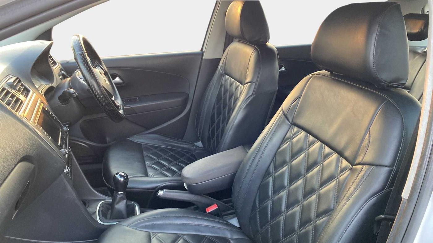 2019 Volkswagen Polo HIGHLINE PLUS 1.0, Petrol, Manual, 42,625 km, Right Side Front Door Cabin
