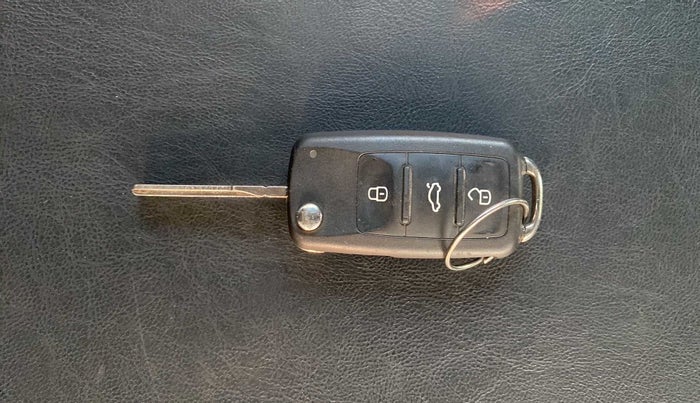 2019 Volkswagen Polo HIGHLINE PLUS 1.0, Petrol, Manual, 42,625 km, Key Close Up