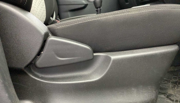 2021 Datsun Redi Go T(O), Petrol, Manual, 15,307 km, Driver Side Adjustment Panel