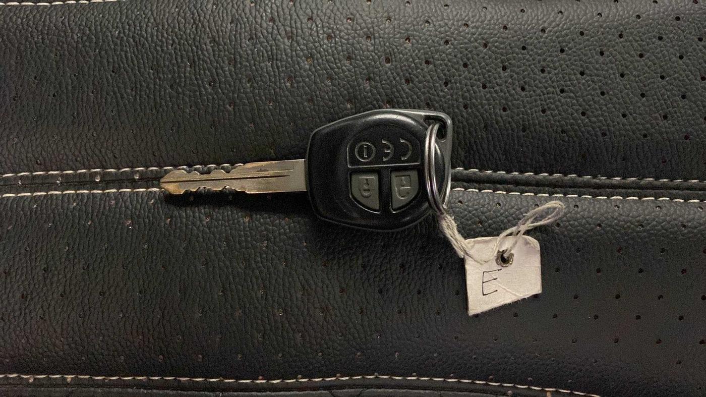 2016 Maruti Celerio ZXI AMT (O), CNG, Automatic, 56,466 km, Key Close Up