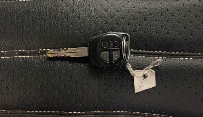 2016 Maruti Celerio ZXI AMT (O), CNG, Automatic, 56,466 km, Key Close Up