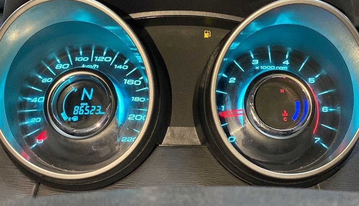 2018 Mahindra XUV500 W9, Diesel, Manual, 88,691 km, Odometer Image