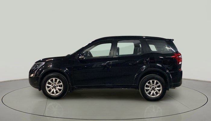 2018 Mahindra XUV500 W9, Diesel, Manual, 88,691 km, Left Side