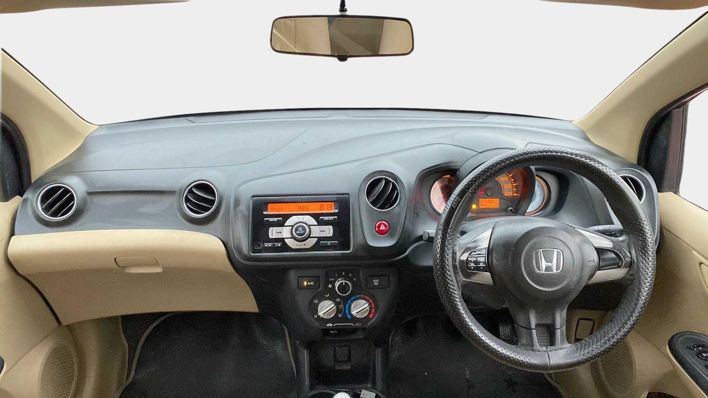 2014 Honda Brio S MT, Petrol, Manual, 71,306 km, Dashboard